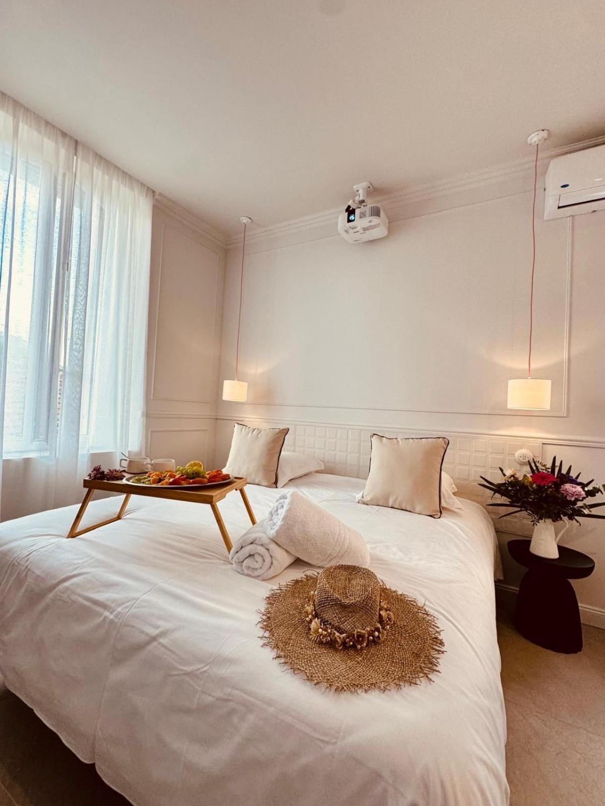 Maison Lyo Suite Luxe Канни Екстер'єр фото